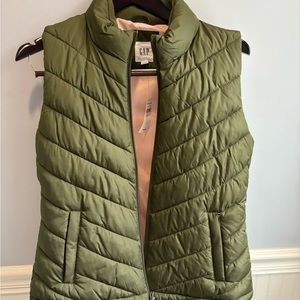GAP puffer vest